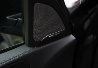 Подержанный автомобиль BMW X5 2019 года (18 фото)