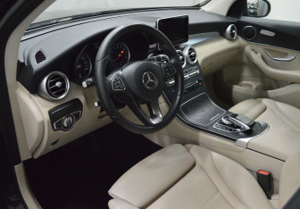 Подержанный автомобиль Mercedes-Benz GLC Coupe 2017 года (9 фото)