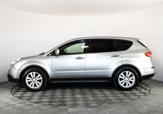 Подержанный автомобиль Subaru Tribeca 2007 года (8 фото)