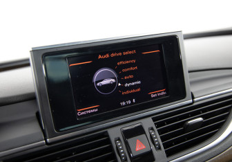 Подержанный автомобиль Audi A7 2012 года (19 фото)