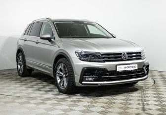 Подержанный автомобиль Volkswagen Tiguan 2018 года (3 фото)