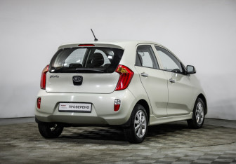 Подержанный автомобиль Kia Picanto 2011 года (5 фото)