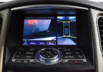 Подержанный автомобиль Infiniti QX50 2014 года (19 фото)