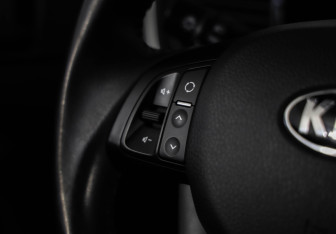 Подержанный автомобиль Kia Optima Sedan 2013 года (11 фото)