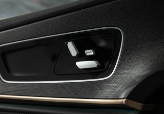 Подержанный автомобиль Jaecoo J8 2024 года (16 фото)