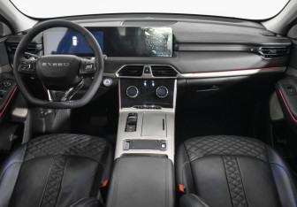 Подержанный автомобиль Exeed TXL 2022 года (13 фото)