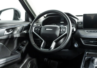 Подержанный автомобиль Haval Jolion 2024 года (18 фото)