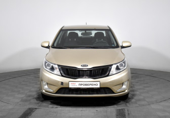 Подержанный автомобиль Kia Rio Sedan 2011 года (2 фото)
