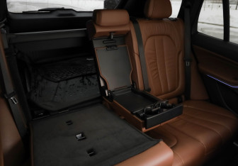 Подержанный автомобиль BMW X5 2018 года (36 фото)