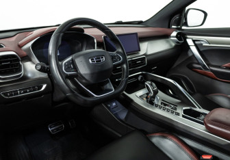 Подержанный автомобиль Geely Coolray 2020 года (11 фото)