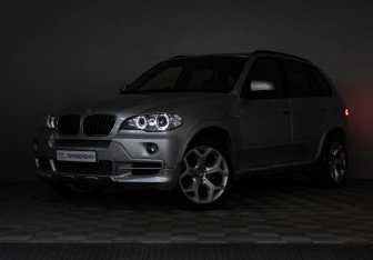 Подержанный автомобиль BMW X5 2007 года (29 фото)