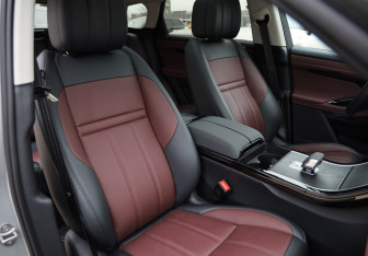 Подержанный автомобиль Land Rover Range Rover Evoque 2024 года (29 фото)