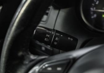 Подержанный автомобиль Mazda CX-5 2014 года (18 фото)