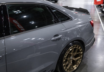 Подержанный автомобиль Audi A4 Sedan 2020 года (4 фото)
