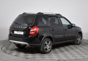 Подержанный автомобиль LADA (ВАЗ) Granta Wagon 2023 года (5 фото)