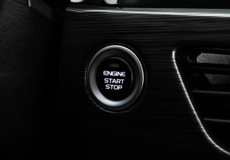 Подержанный автомобиль Geely Tugella 2024 года (20 фото)