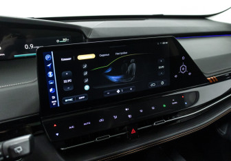 Подержанный автомобиль Changan UNI-K 2021 года (19 фото)