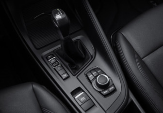 Подержанный автомобиль BMW X1 2019 года (20 фото)