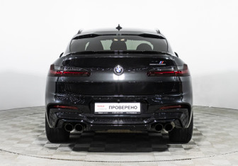Подержанный автомобиль BMW X4 M 2019 года (6 фото)