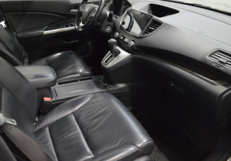 Подержанный автомобиль Honda CR-V 2014 года (11 фото)
