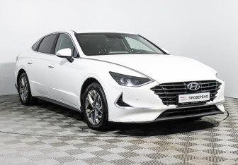 Подержанный автомобиль Hyundai Sonata 2020 года (3 фото)