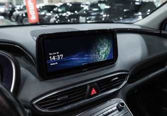 Подержанный автомобиль Hyundai Santa Fe 2020 года (20 фото)