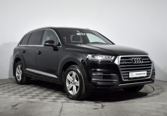 Подержанный автомобиль Audi Q7 2016 года (3 фото)