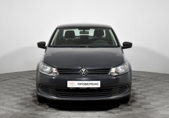 Подержанный автомобиль Volkswagen Polo Sedan 2010 года (2 фото)