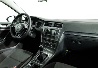 Подержанный автомобиль Volkswagen Golf Hatchback 2014 года (9 фото)