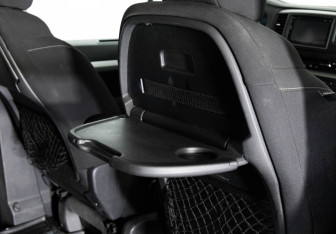 Подержанный автомобиль Peugeot Traveller 2019 года (20 фото)