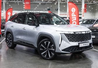 Подержанный автомобиль Geely Atlas 2024 года (4 фото)