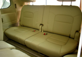 Подержанный автомобиль Toyota Land Cruiser Suv 2015 года (50 фото)