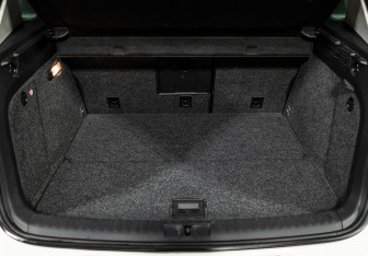 Подержанный автомобиль Volkswagen Tiguan 2012 года (18 фото)