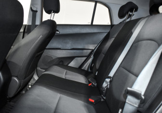 Подержанный автомобиль Hyundai Creta 2018 года (12 фото)