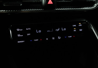 Подержанный автомобиль Kia K5 2021 года (23 фото)