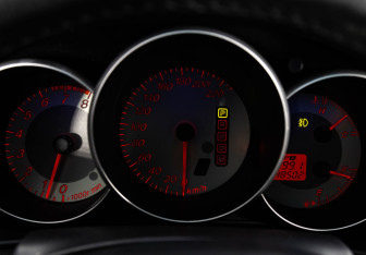 Подержанный автомобиль Mazda 3 Hatchback 2007 года (16 фото)