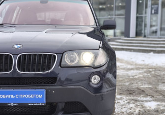 Подержанный автомобиль BMW X3 2008 года (10 фото)