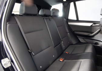 Подержанный автомобиль BMW X3 2015 года (12 фото)
