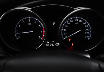 Подержанный автомобиль Mazda 3 Hatchback 2011 года (19 фото)
