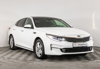 Подержанный автомобиль Kia Optima Sedan 2017 года (3 фото)