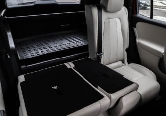 Подержанный автомобиль Mercedes-Benz GLB 2021 года (30 фото)