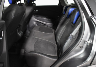 Подержанный автомобиль Renault Kaptur 2021 года (11 фото)