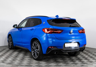 Подержанный автомобиль BMW X2 2018 года (7 фото)