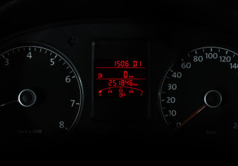 Подержанный автомобиль Volkswagen Polo Sedan 2013 года (17 фото)