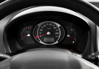 Подержанный автомобиль Hyundai Tucson 2008 года (17 фото)