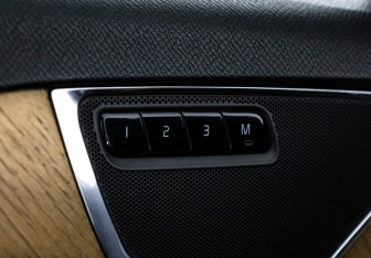 Подержанный автомобиль Volvo XC90 2015 года (19 фото)