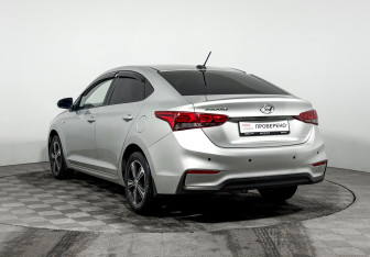 Подержанный автомобиль Hyundai Solaris Sedan 2018 года (7 фото)
