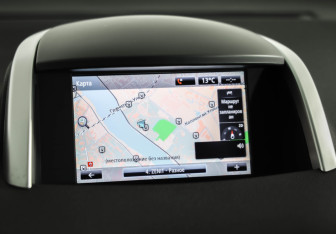 Подержанный автомобиль Renault Koleos 2013 года (15 фото)