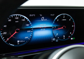 Подержанный автомобиль Mercedes-Benz GLE 2020 года (12 фото)