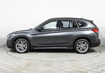 Подержанный автомобиль BMW X1 2019 года (8 фото)